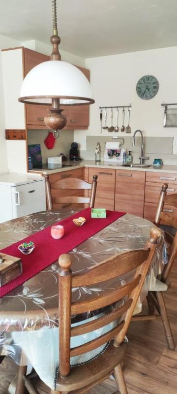 Le De Poulas Holiday home